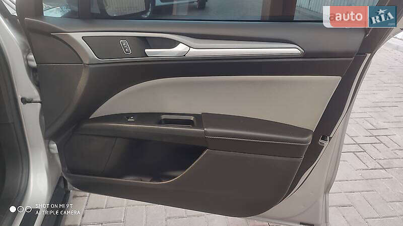 Седан Ford Fusion 2016 в Полтаві