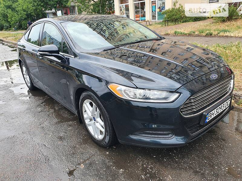 Седан Ford Fusion 2014 в Одесі