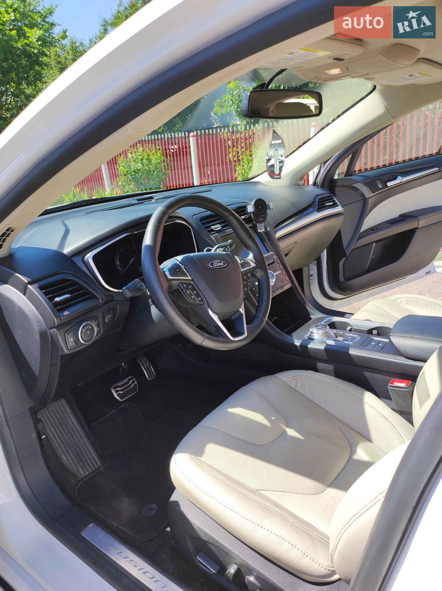 2017 Ford Fusion - мініатюра 18
