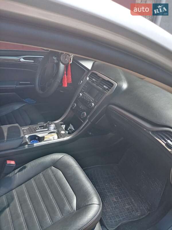 Седан Ford Fusion 2017 в Тернополе