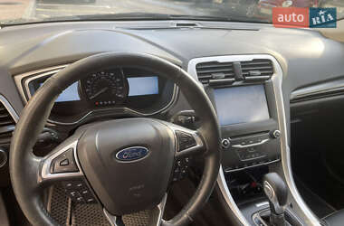 Седан Ford Fusion 2014 в Вишневому