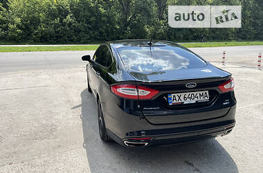 Седан Ford Fusion 2014 в 