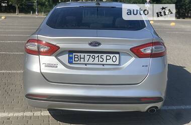 Седан Ford Fusion 2014 в 