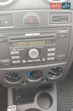 Хэтчбек Ford Fusion 2008 в Березанке