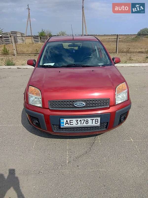 Хетчбек Ford Fusion 2008 в Березанці