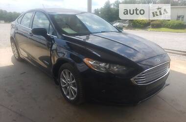 Седан Ford Fusion 2016 в 