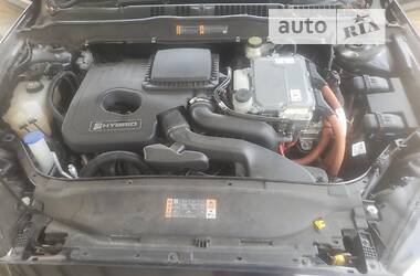 Седан Ford Fusion 2016 в 