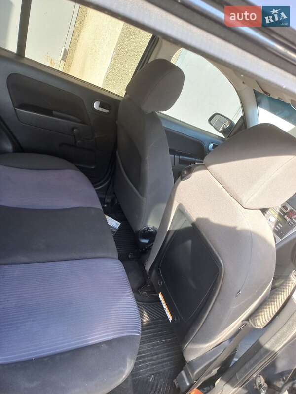 Хетчбек Ford Fusion 2008 в Львові