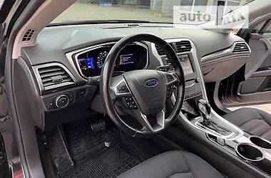 Седан Ford Fusion 2012 в Одесі