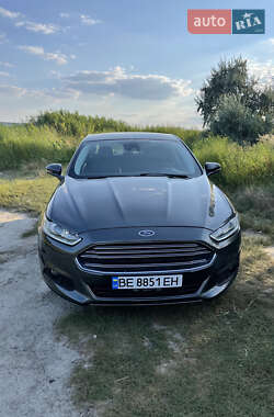 Седан Ford Fusion 2014 в 