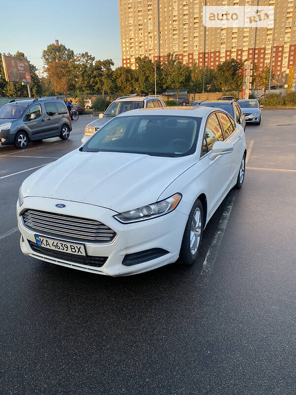 Седан Ford Fusion 2014 в Києві