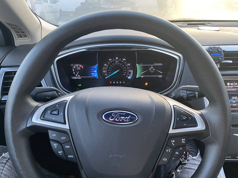 Седан Ford Fusion 2014 в Києві