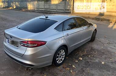 Седан Ford Fusion 2016 в Чернігові