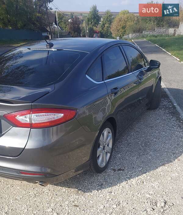 Седан Ford Fusion 2016 в Томашполе
