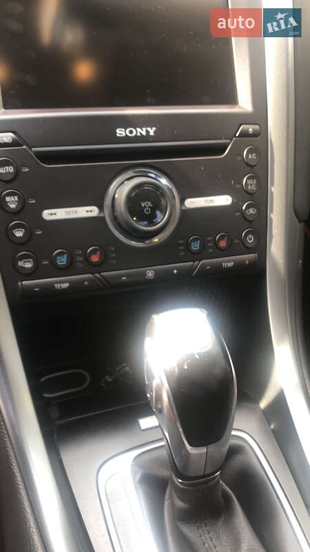 Седан Ford Fusion 2015 в Кропивницком
