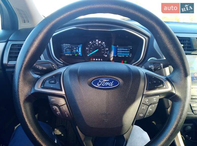 Седан Ford Fusion 2019 в Днепре