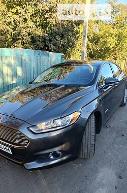 Седан Ford Fusion 2015 в Днепре