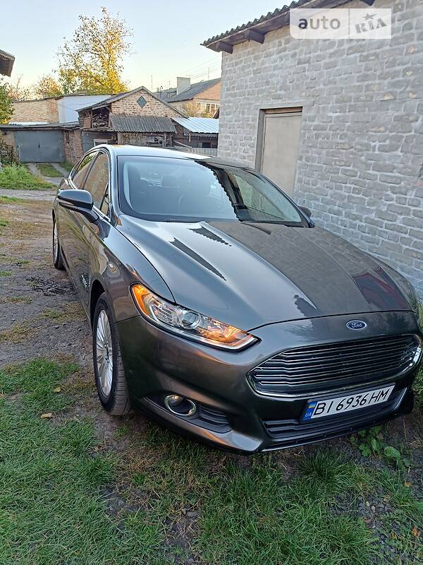 Седан Ford Fusion 2015 в Днепре