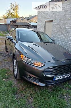 Седан Ford Fusion 2015 в Днепре