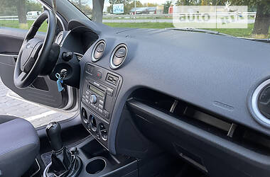 Хэтчбек Ford Fusion 2007 в 
