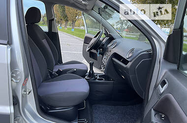 Хэтчбек Ford Fusion 2007 в 