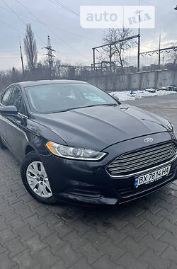 Седан Ford Fusion 2014 в Хмельницькому