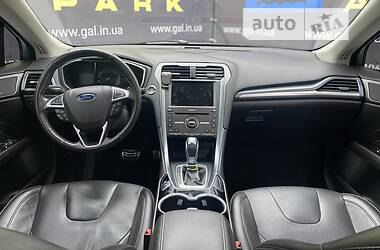 Седан Ford Fusion 2015 в Львове