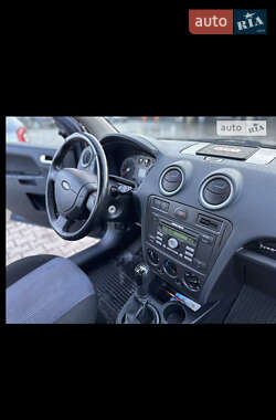 Хэтчбек Ford Fusion 2009 в 