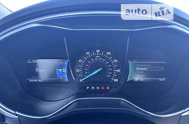 Седан Ford Fusion 2015 в 