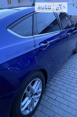 Седан Ford Fusion 2016 в Луцке