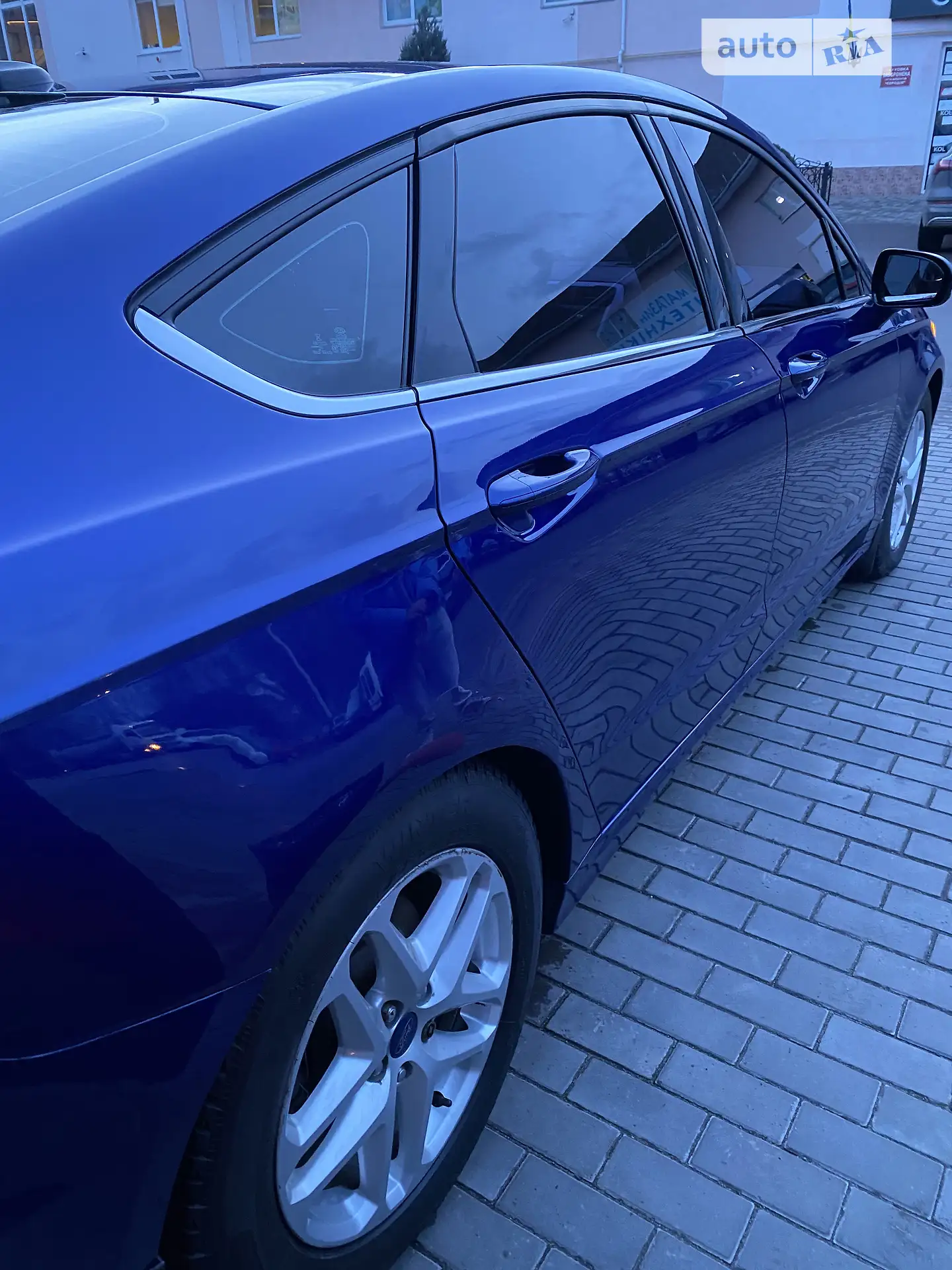 2016 Ford Fusion - мініатюра 23