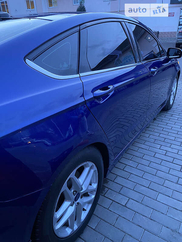 Седан Ford Fusion 2016 в Луцке