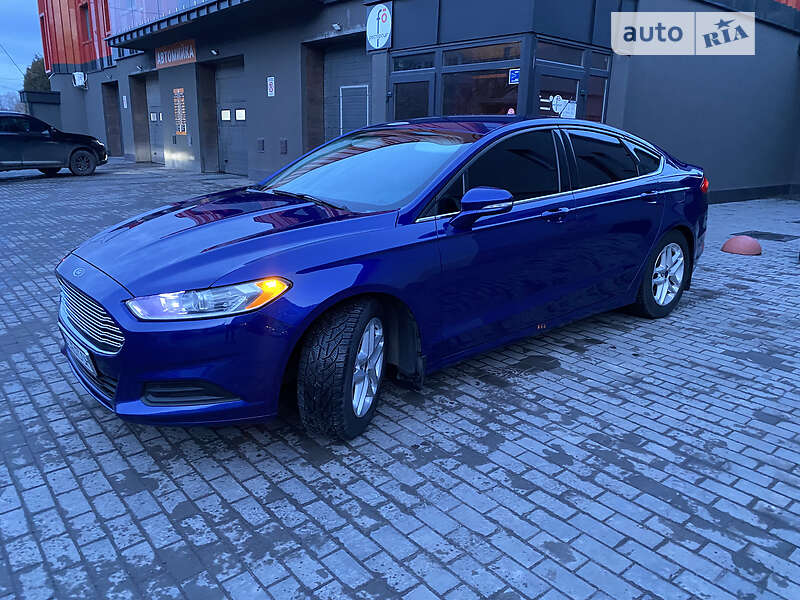 Седан Ford Fusion 2016 в Луцке