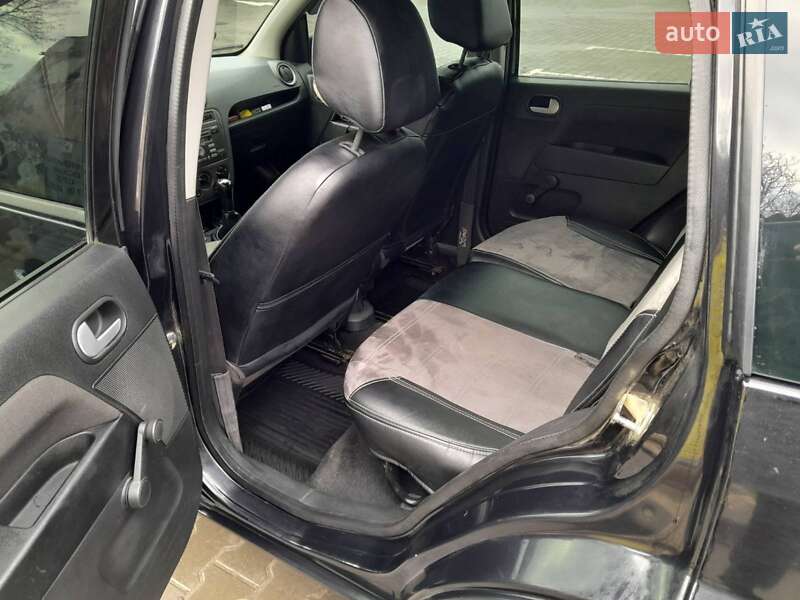 Хетчбек Ford Fusion 2008 в Одесі