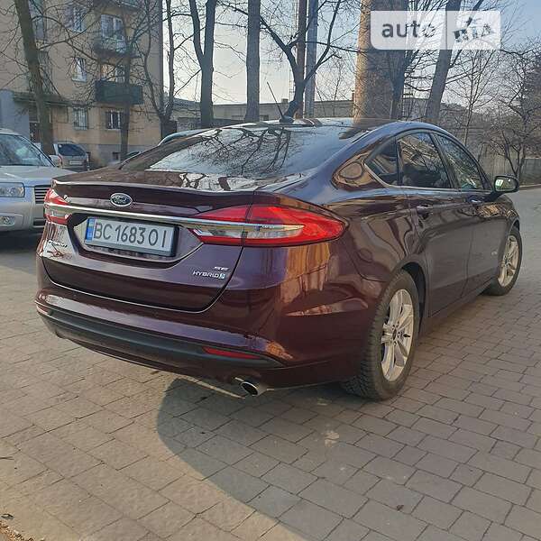 Седан Ford Fusion 2018 в Львові