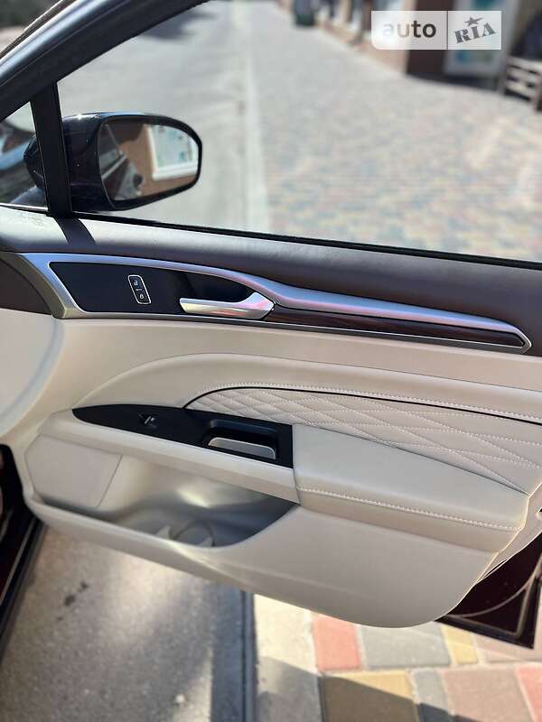 Седан Ford Fusion 2016 в Києві