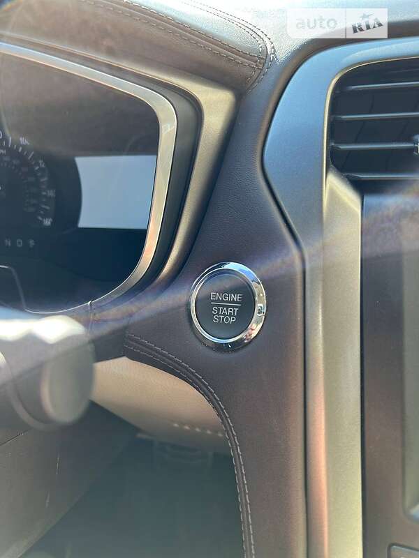 Седан Ford Fusion 2016 в Києві