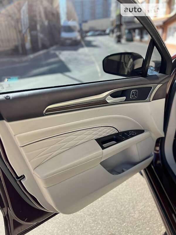 Седан Ford Fusion 2016 в Києві