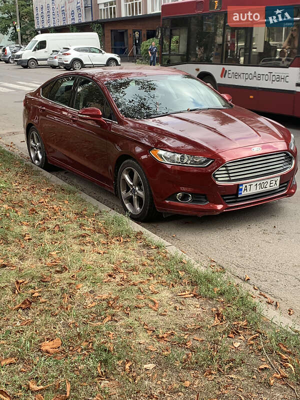 Седан Ford Fusion 2014 в Ивано-Франковске