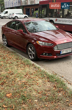 Седан Ford Fusion 2014 в 