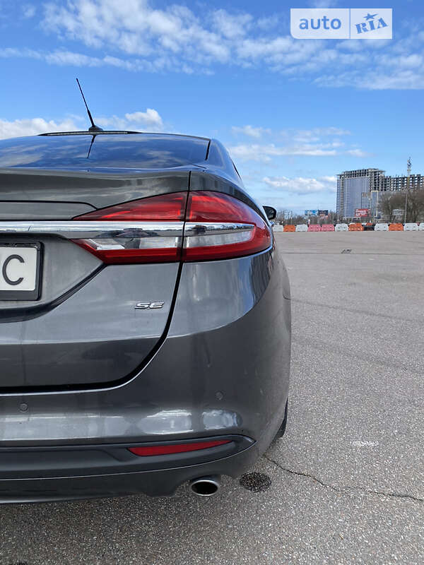 Седан Ford Fusion 2016 в Одесі
