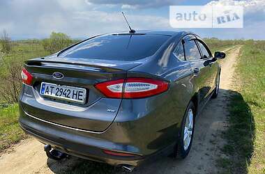 Седан Ford Fusion 2015 в Івано-Франківську