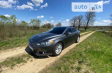 Седан Ford Fusion 2015 в Ивано-Франковске