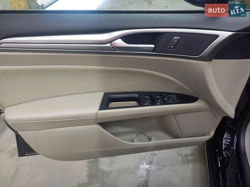 Седан Ford Fusion 2017 в Черкассах