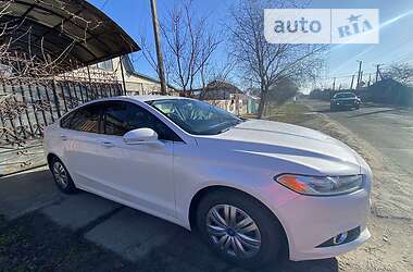 Седан Ford Fusion 2016 в Києві
