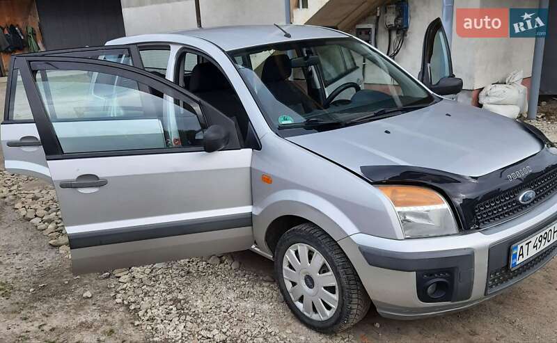 Седан Ford Fusion 2007 в Рожнятове