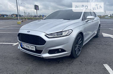 Седан Ford Fusion 2015 в Львове