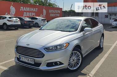 Седан Ford Fusion 2015 в Киеве