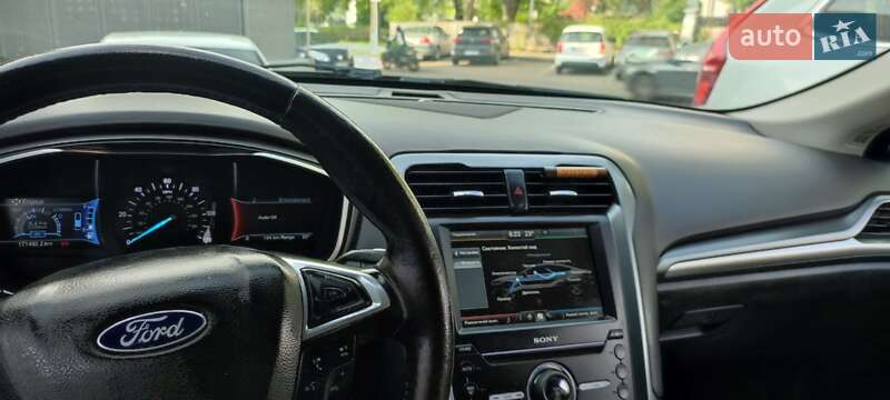 Седан Ford Fusion 2015 в Одессе