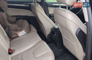 Седан Ford Fusion 2015 в Одесі